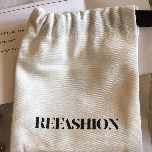 Authenic Chanel Brooch💛💛💛 - Picture 8 of 8